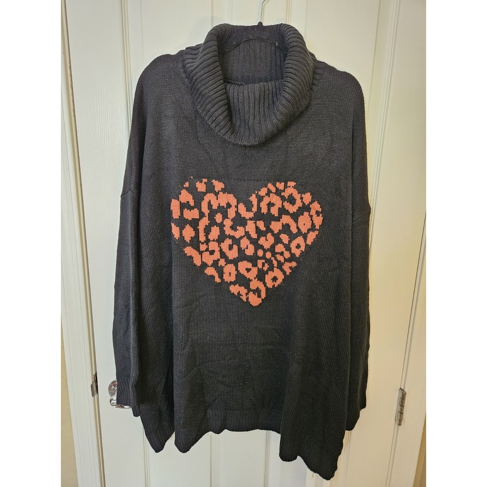 NWT Bloomchic Soft Black Cowl Neck LS Leopard Print Heart Sweater, Plus 26